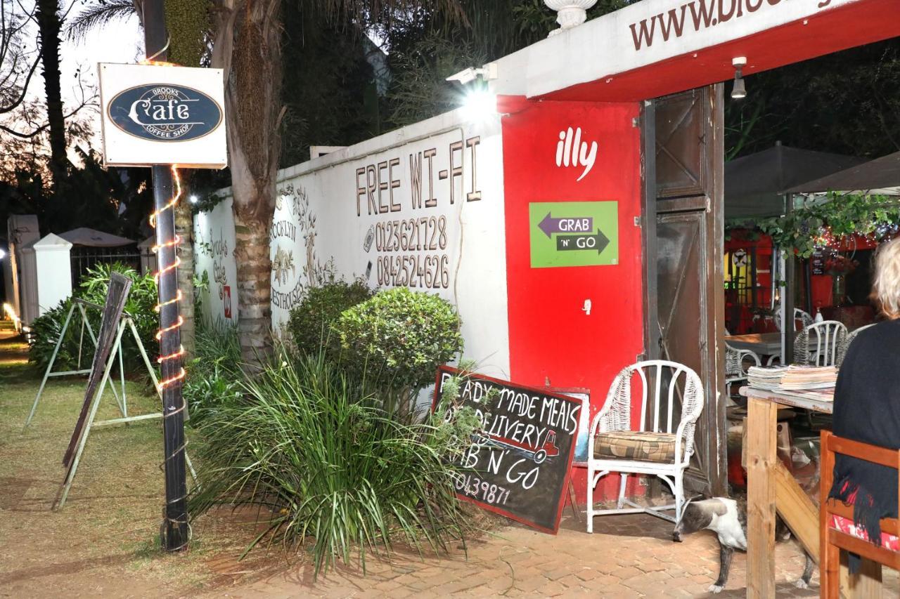 Brooklyn Guesthouses Pretoria-Noord Exteriör bild