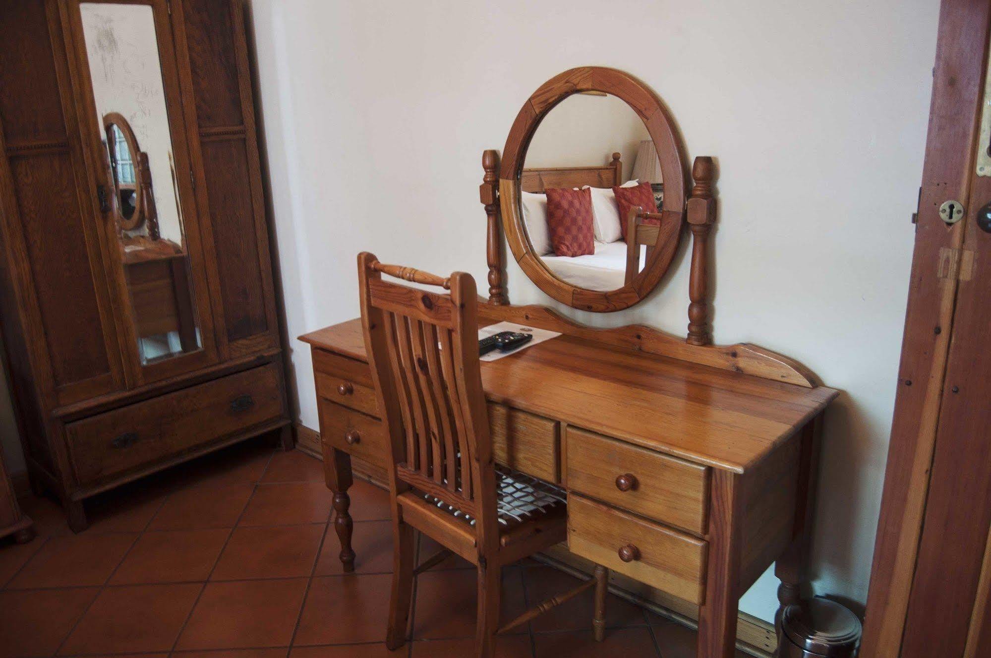 Brooklyn Guesthouses Pretoria-Noord Exteriör bild